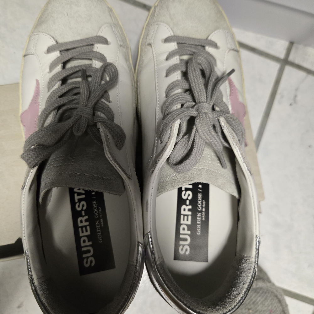 Golden Goose Women's Sneakers - White with Pink Star Excellent Condition - Picture 2 of 7